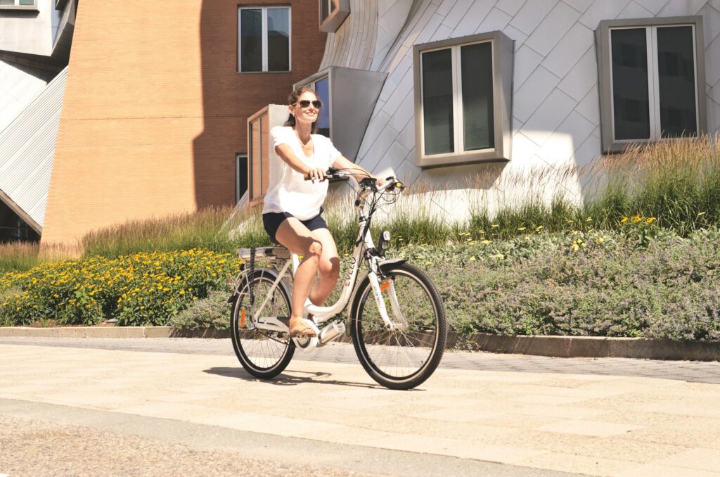 Buiten zijn zonder moeite: waarom fietsen je dichter bij de natuur brengt